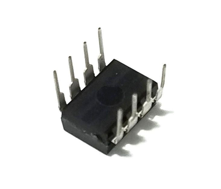 MC34063A MC34063 + Socket - Buck Boost Inverting Regulator