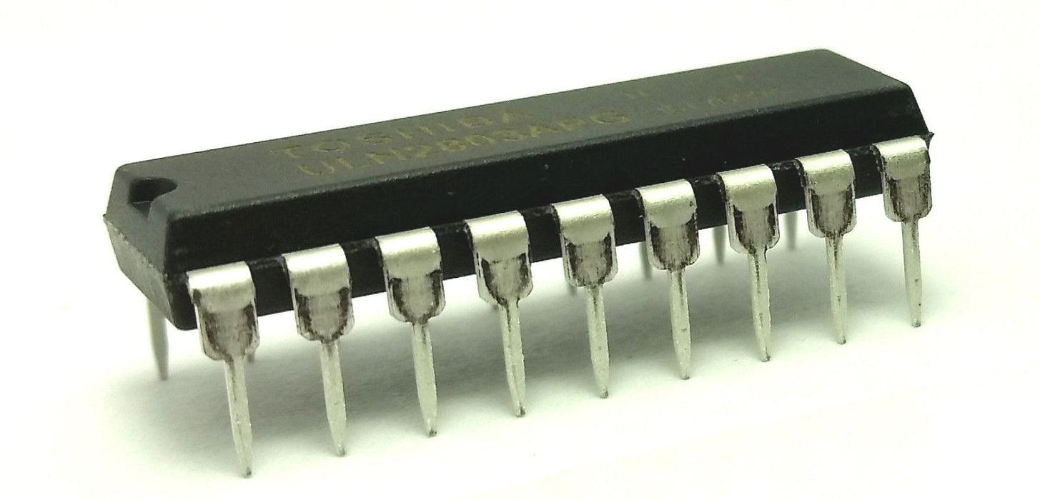 ULN2803A ULN2803 Darlington Transistor Array NPN DIP-18