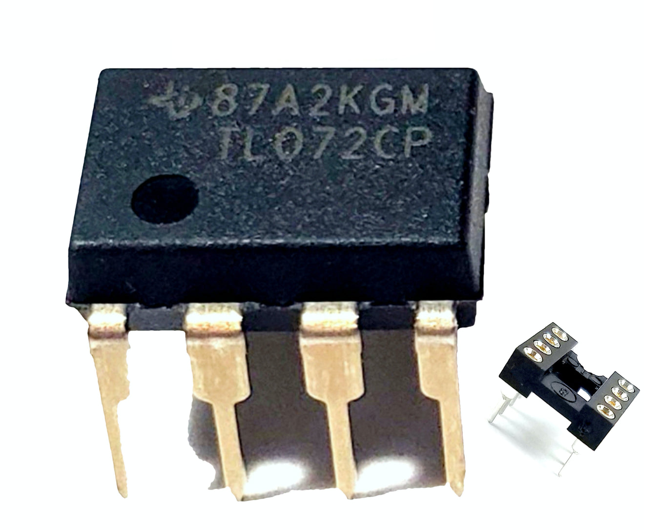 Integrated Circuits with DIP Sockets