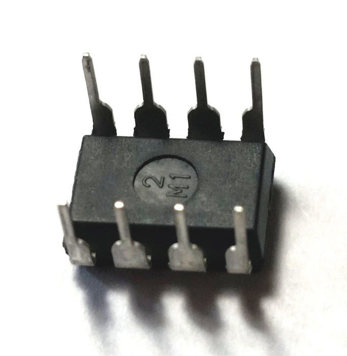 MCP6002-I/P MCP6002 + Socket - Dual 1 MHz Op Amp DIP-8