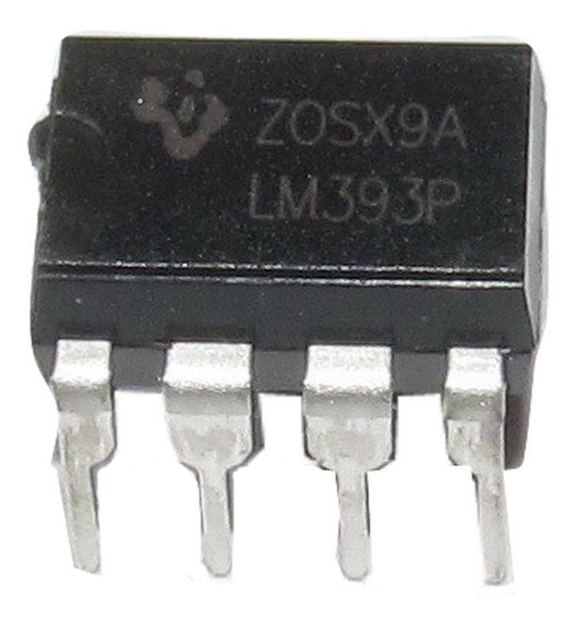 LM393P - Dual Differential Voltage Comparator IC with Sockets