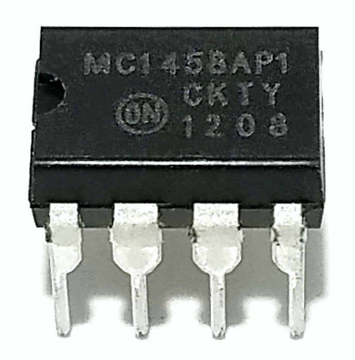 MC1458P 2-Channel 1 MHz Dual Operational Amplifier Breadboard-Friendly DIP-8